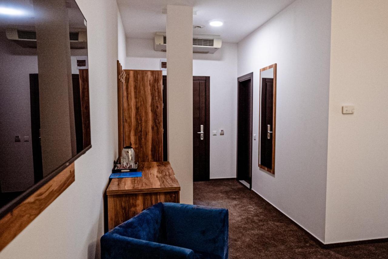 Raay Hotel Braila Luaran gambar