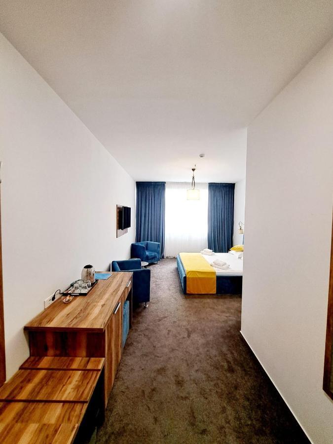 Raay Hotel Braila Luaran gambar